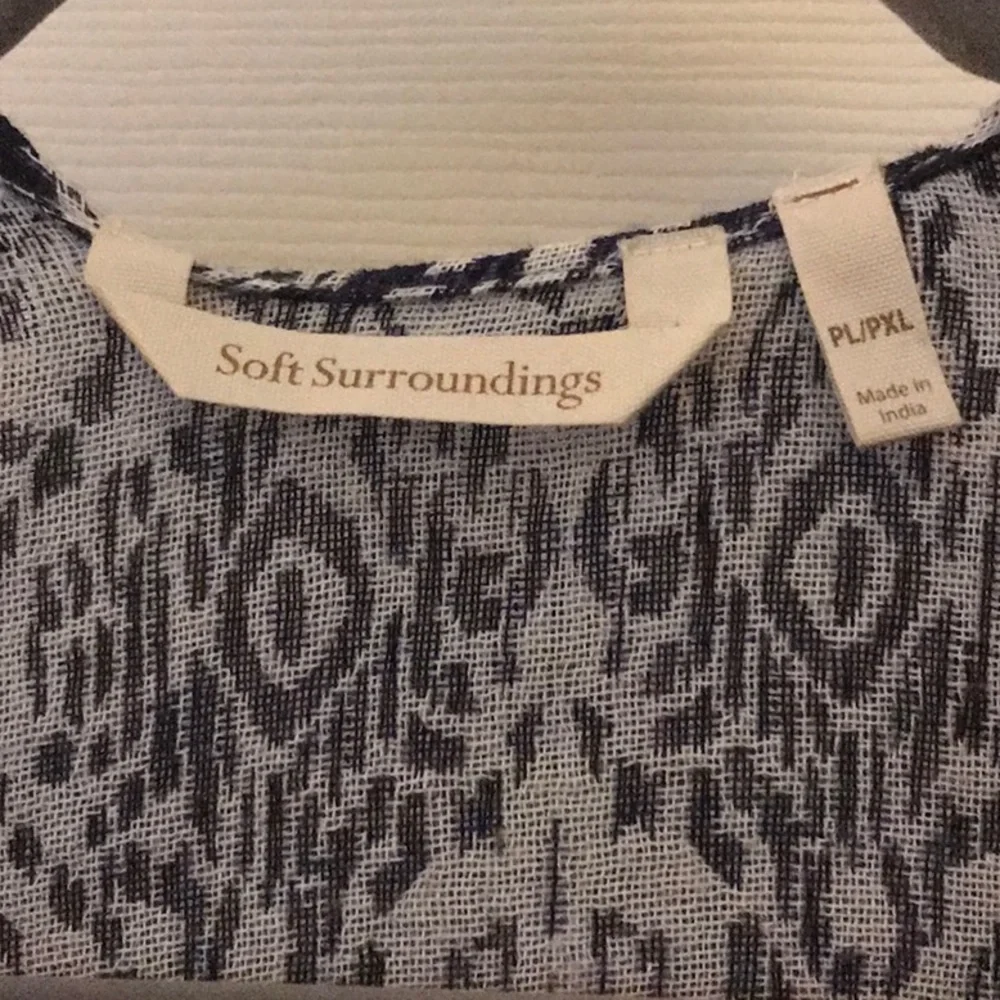 Soft surroundings jacket w/ 3/4 sleeves - Picture 2 of 6